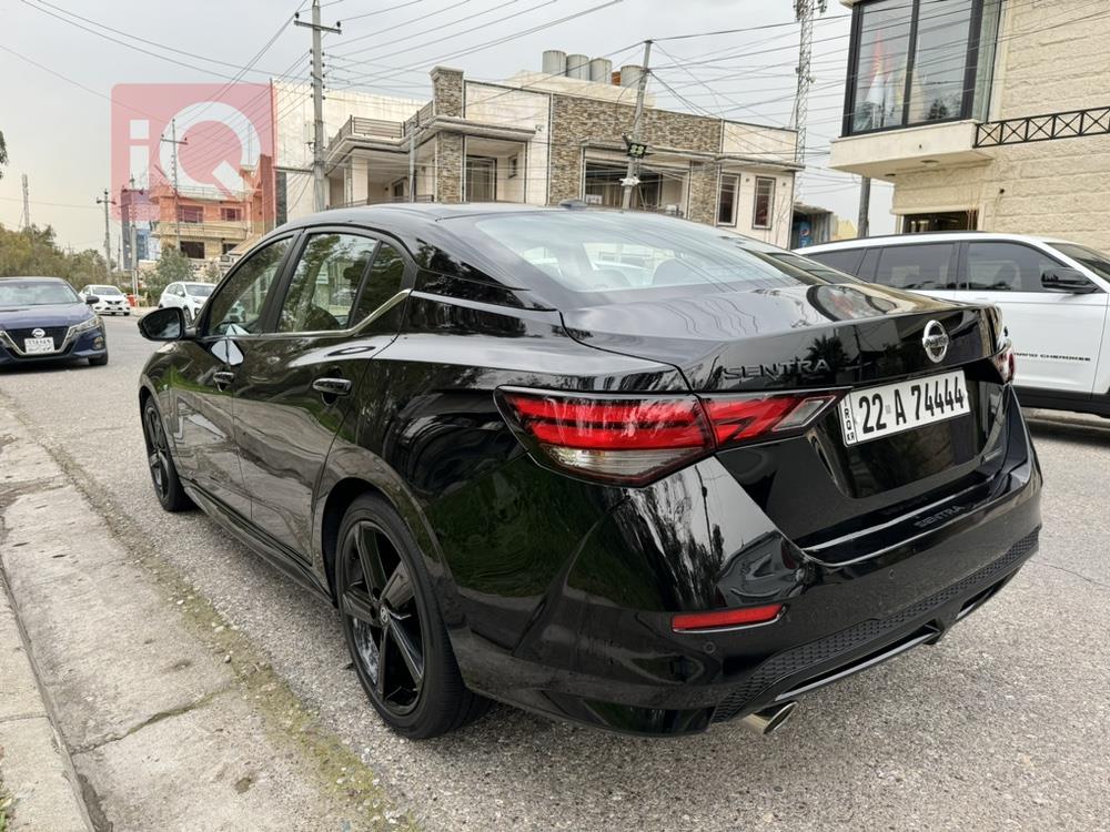 نيسان سنترا